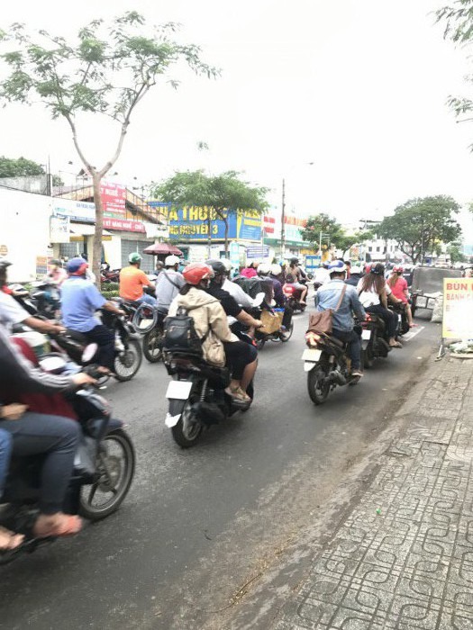 gerard-en-gerry-vertrekken-naar-vietnam-voor-hun-vrijwilligerswerkavontuur-3